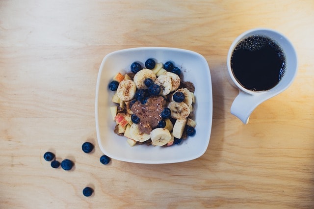 eating light in the morning