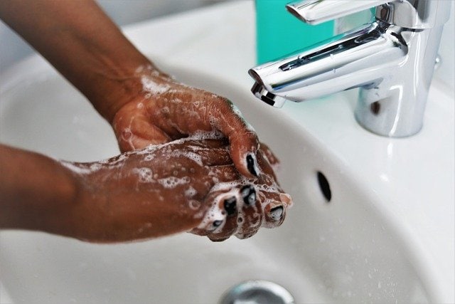 how to wash your hands 