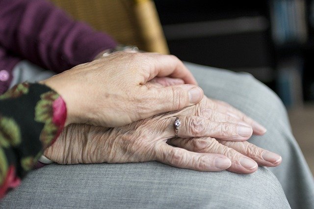 keeping loved ones safe with hand hygiene 