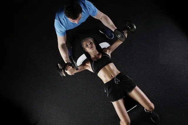 what does a personal trainer do
